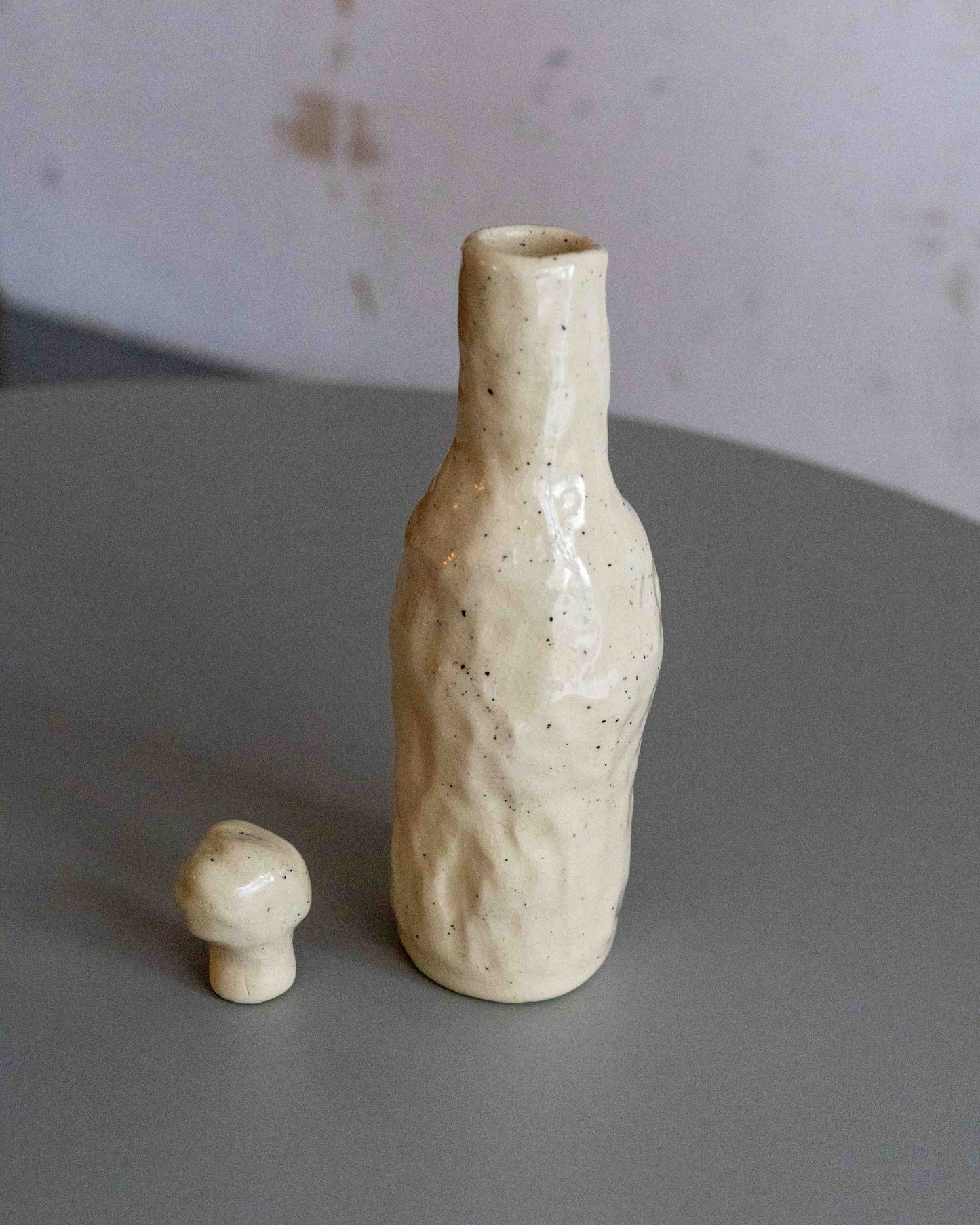 【HISS CERAMICS】 Bottle with Stopper