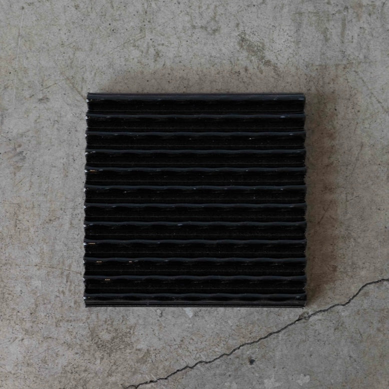 【TILE KIOSK】凸凹タイル - black