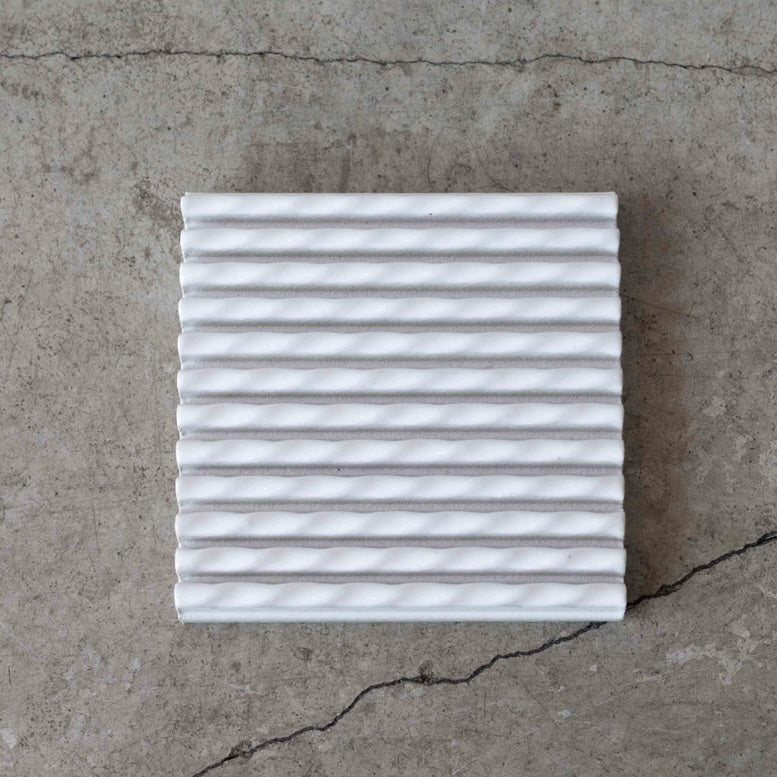 【TILE KIOSK】凸凹タイル - white