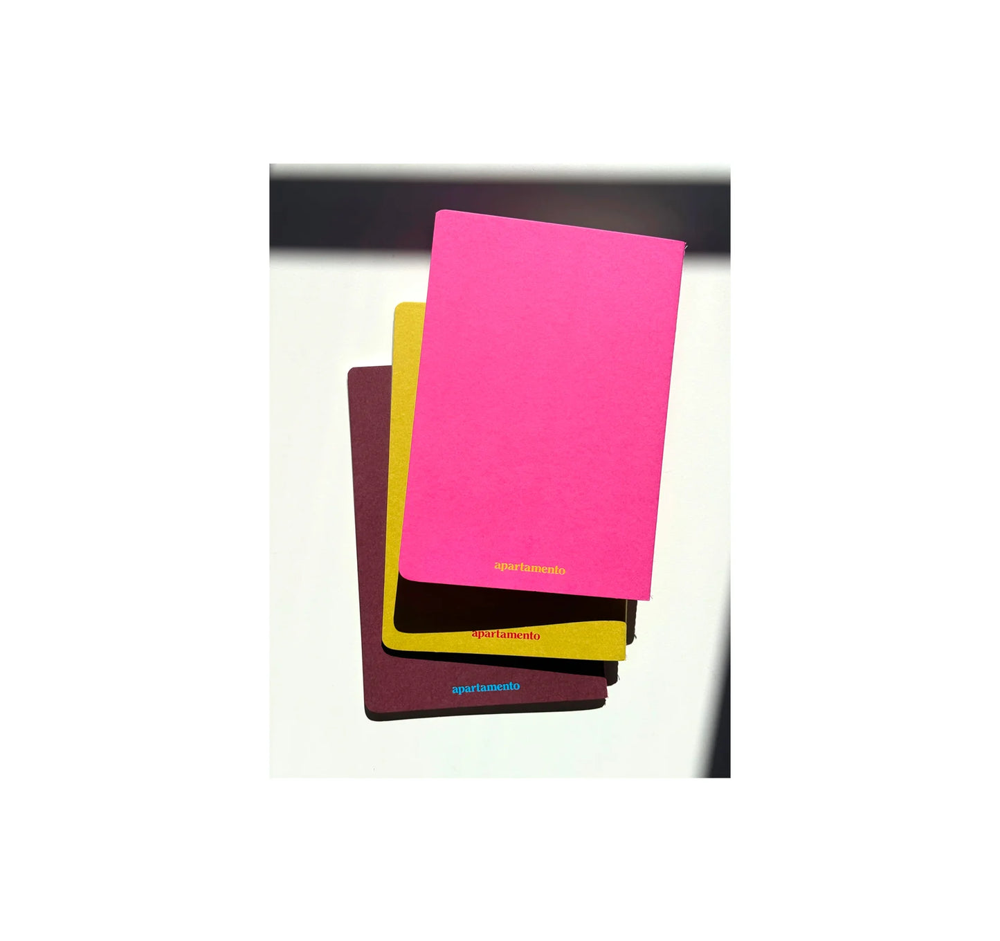 APARTAMENTO NOTEBOOKS