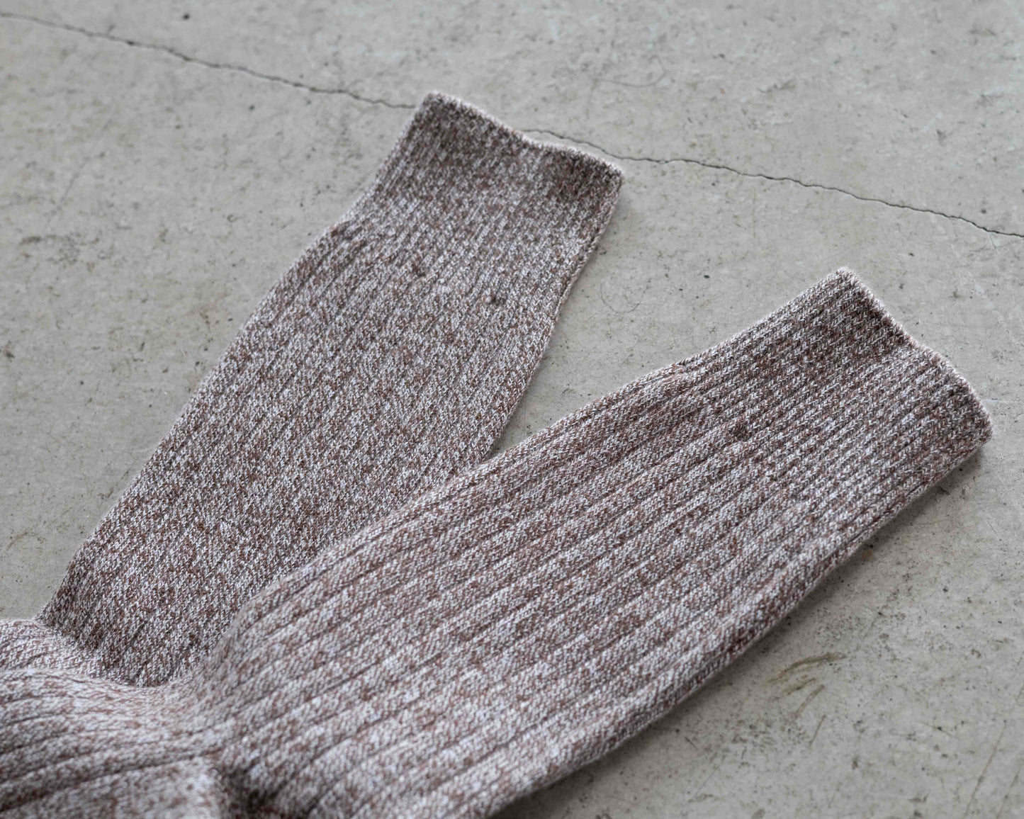 【BASERANGE】RIB OVERANKLE SOCKS