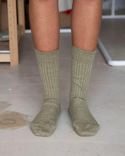 【BASERANGE】RIB OVERANKLE SOCKS