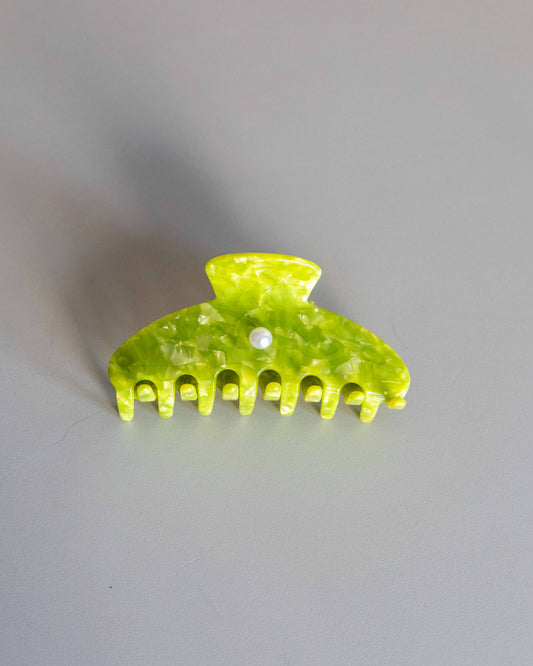 【AURA】Center Pearl Clip / Pistacchio