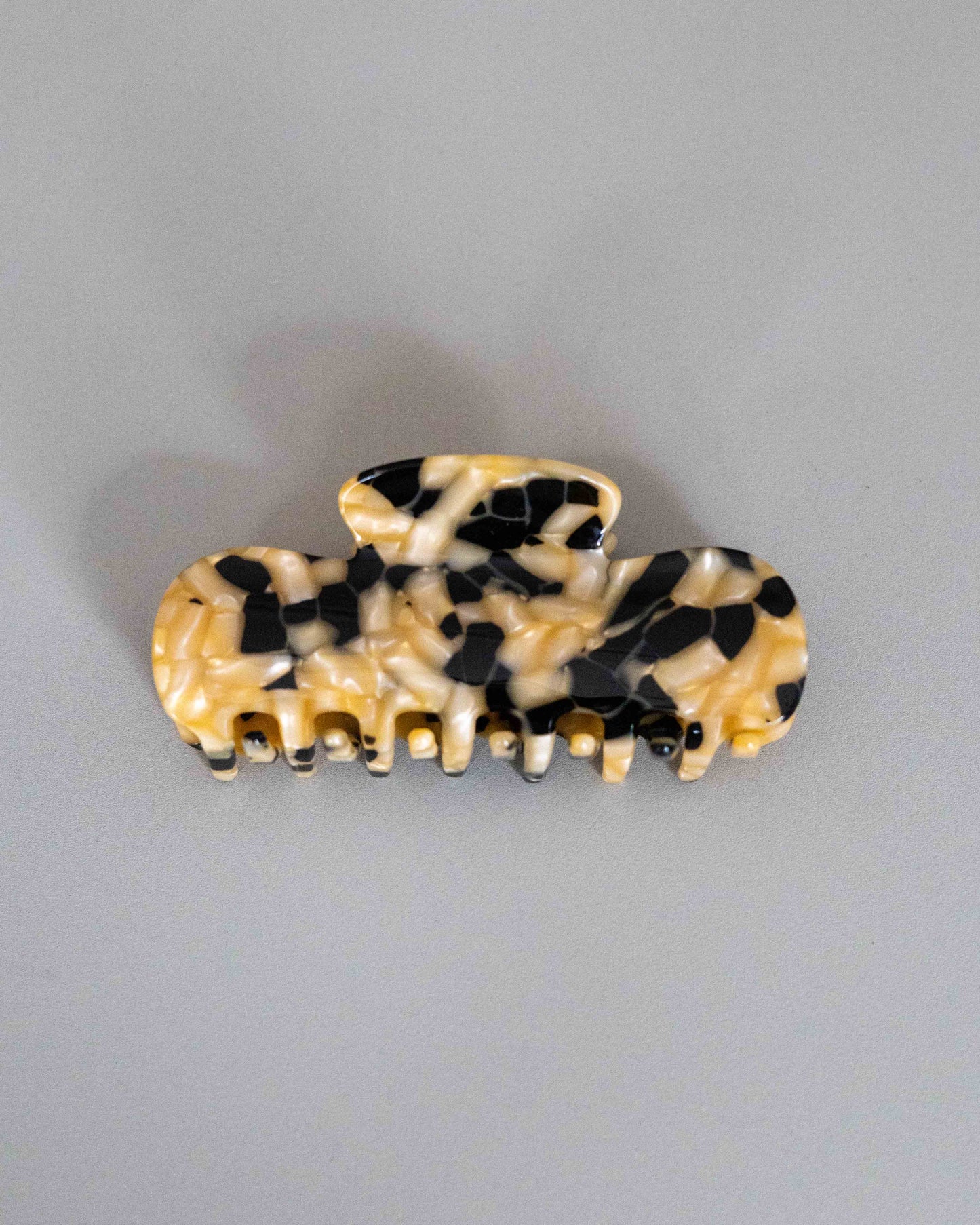 【AURA】Puffy Clip / Beige Black