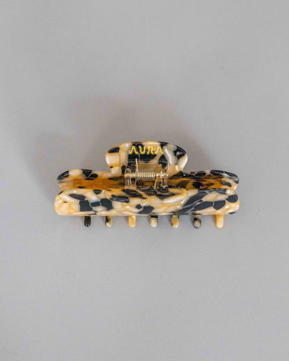 【AURA】Puffy Clip / Beige Black