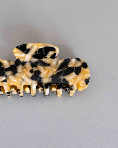 【AURA】Puffy Clip / Beige Black