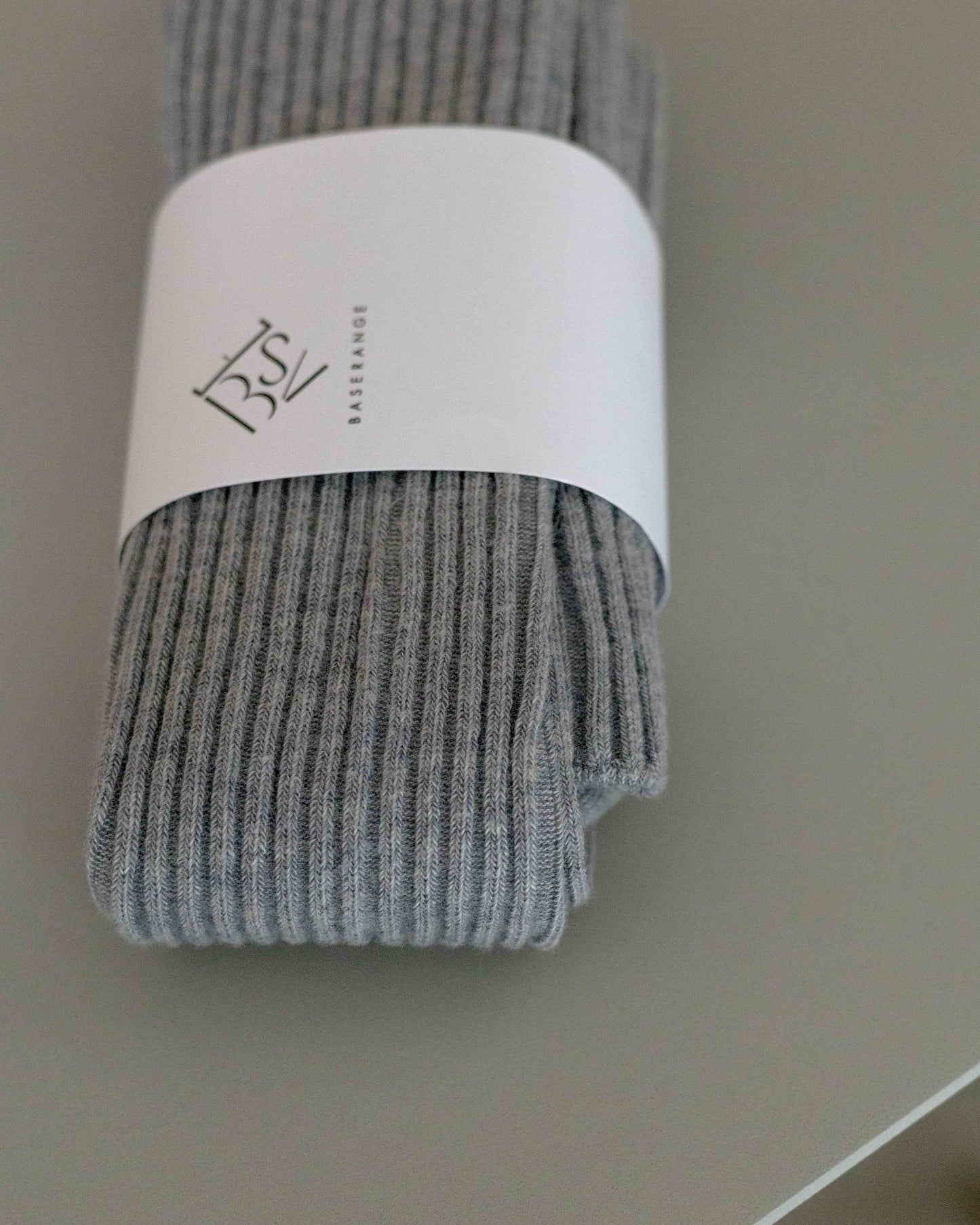 【BASERANGE】RIB OVERKNEE SOCKS