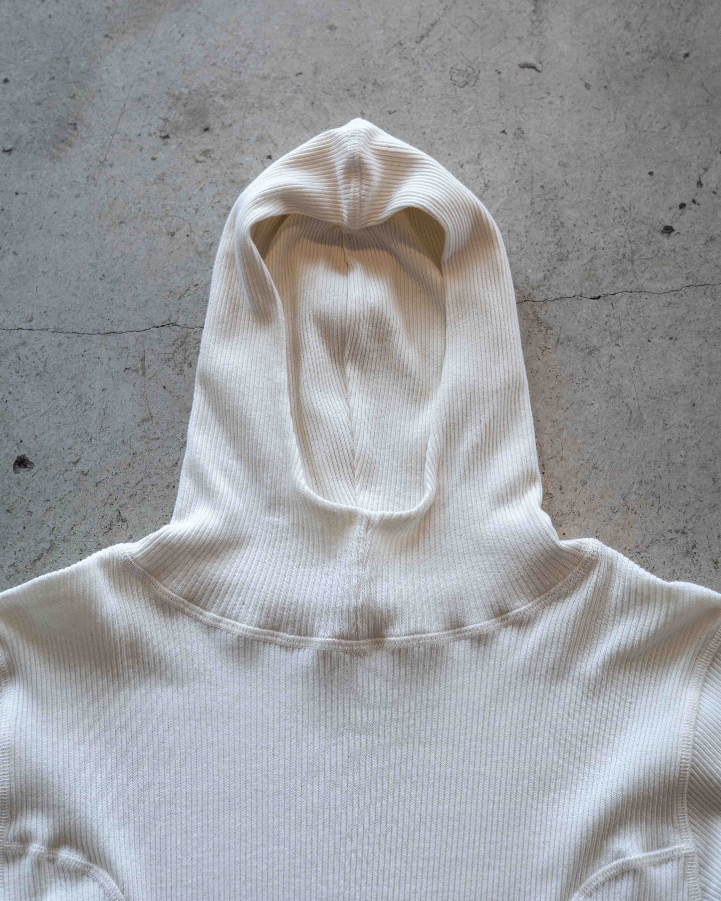 【BASERANGE】HANIFA HOODIE