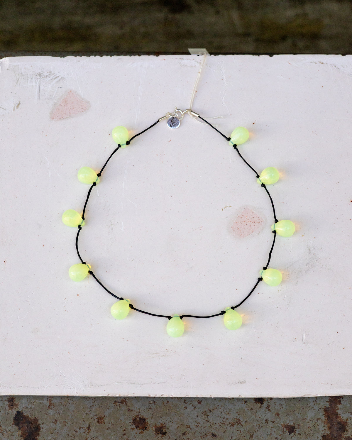 【Sisi joia】Noué necklace - Opaline yellow / Black