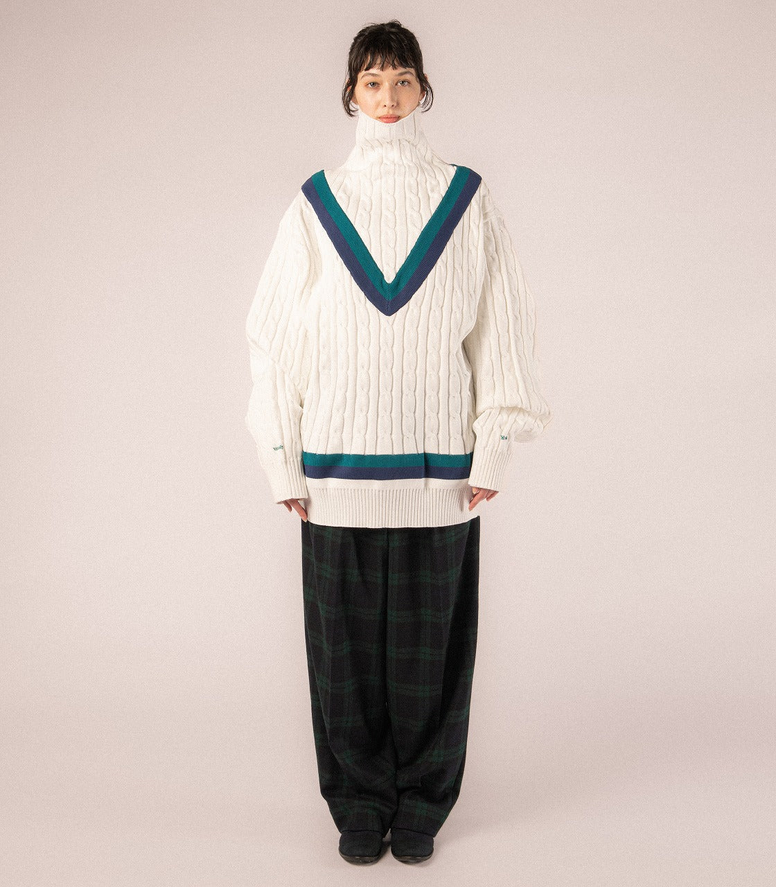 AOR High neck Cable Knit WHITE