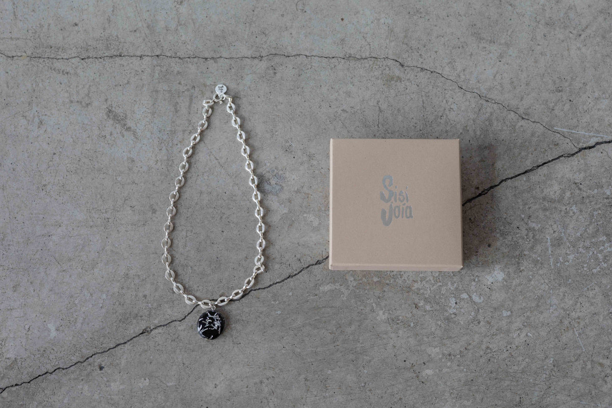 Sisi joia】PIECE necklace - Clear / Black – pod