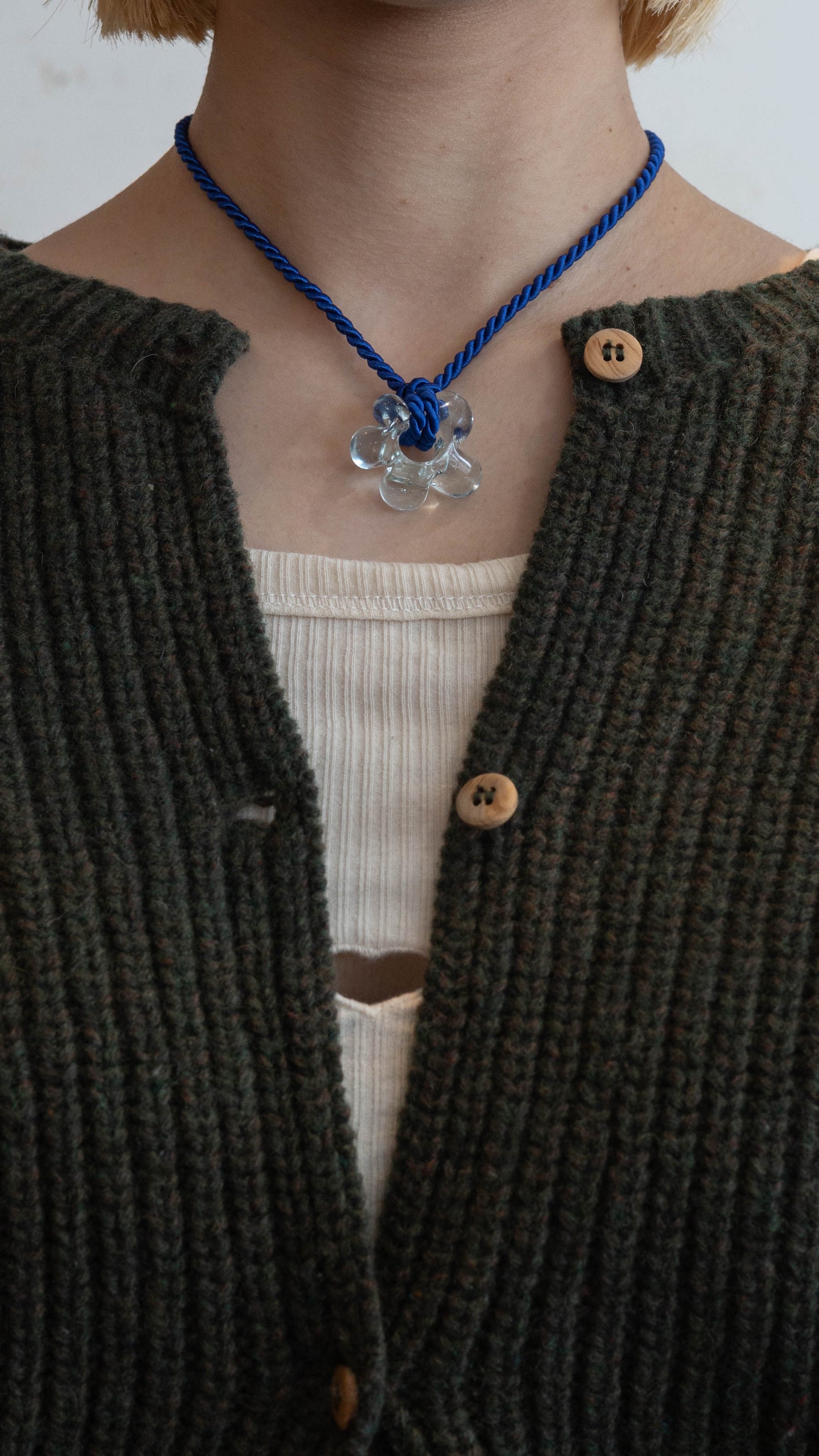 【Sisi joia】FLEUR necklace - Clear pendant / Blue cord