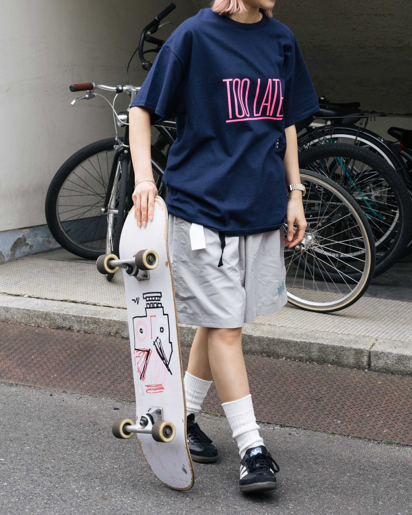 【AOR】TOO LATE COME BACK T-Shirt - NAVY