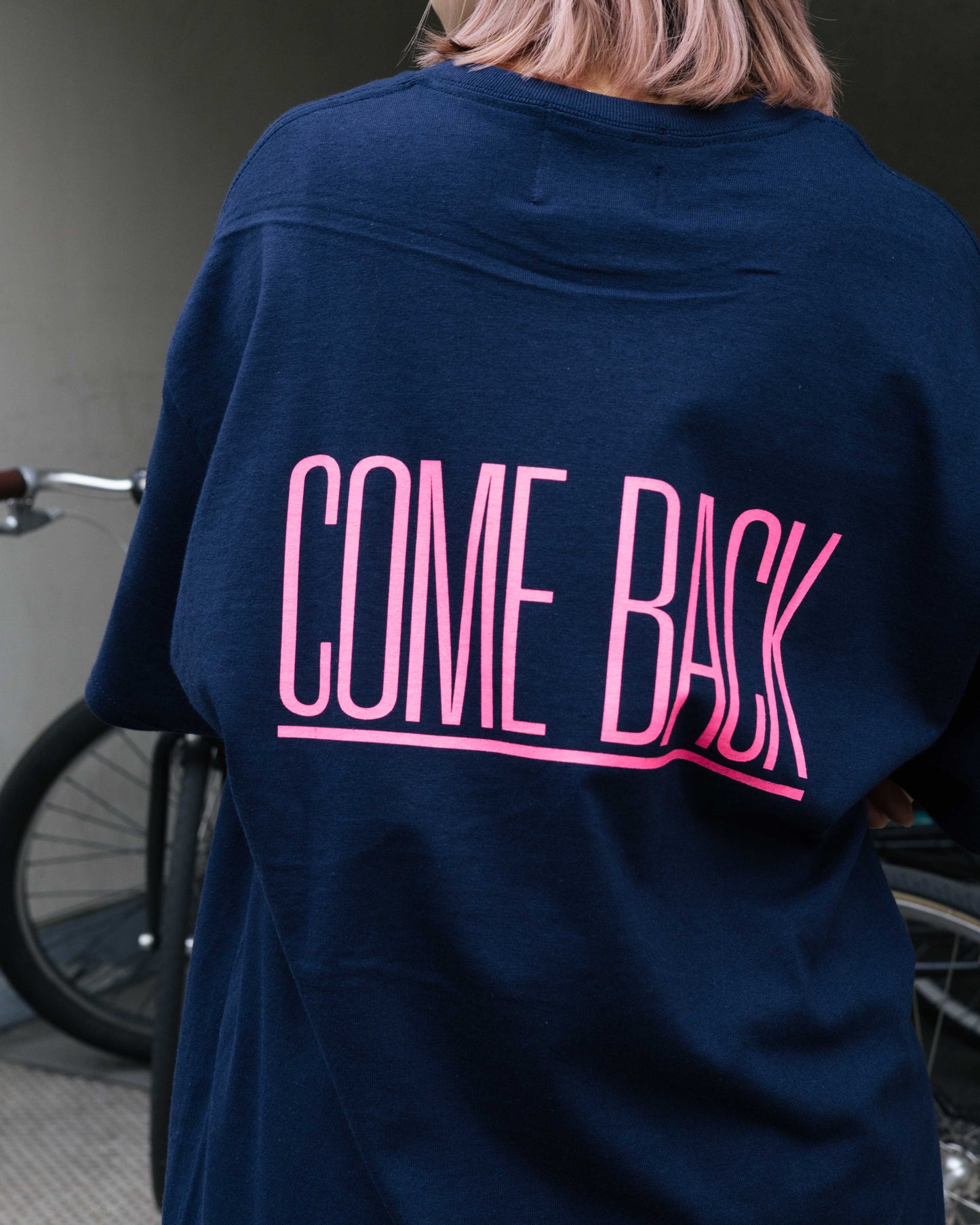 【AOR】TOO LATE COME BACK T-Shirt - NAVY